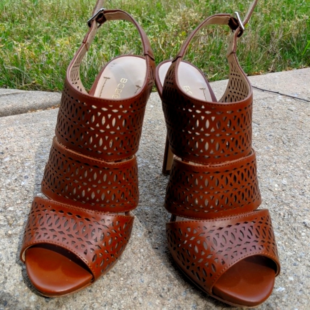 BCBG summer sandal heel